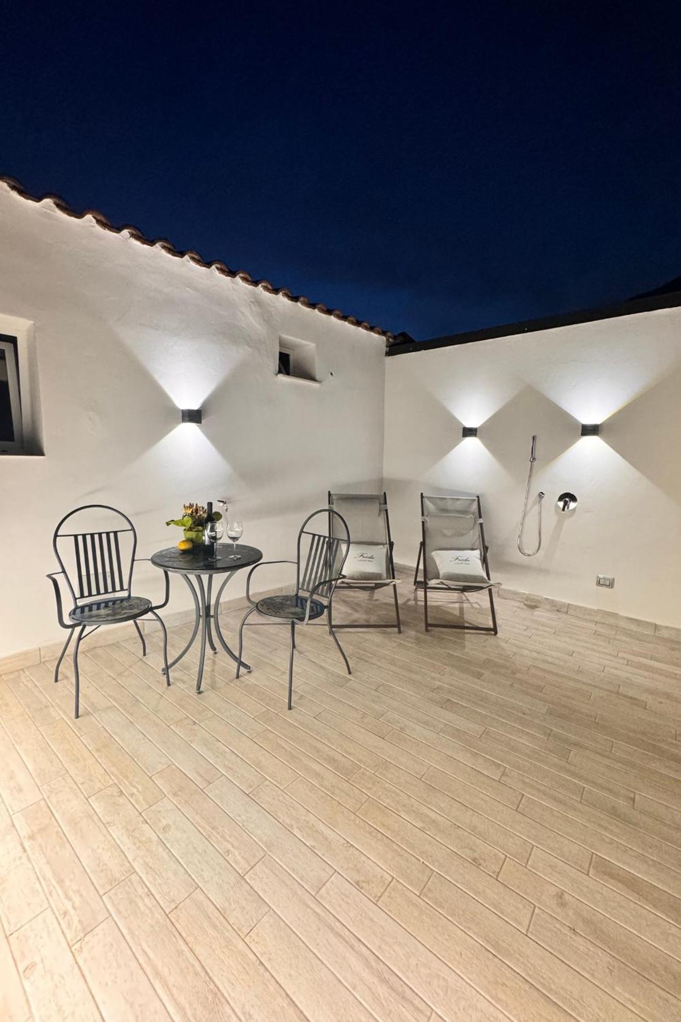 Frida Luxury B&B В'єтрі Екстер'єр фото